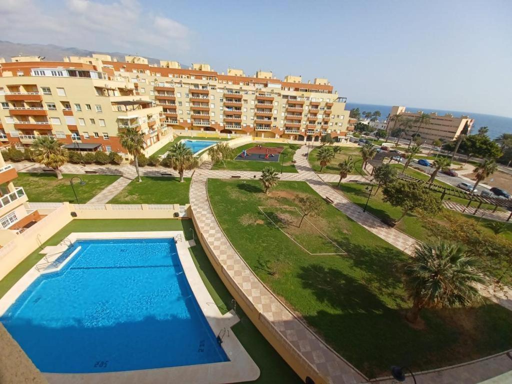 شقة Aguadulce Sol Y Playa- A/C روكيتاس ذي مار المظهر الخارجي الصورة